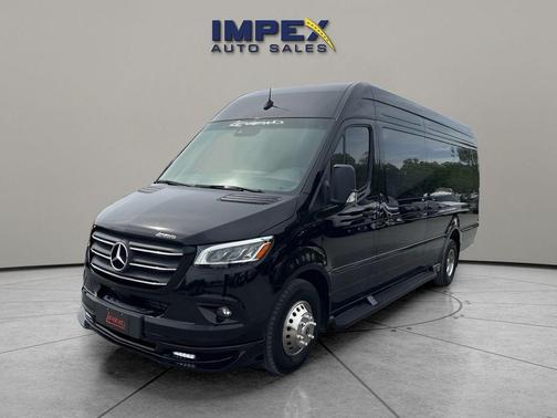 Obsidian Black Metallic 2024 Mercedes-Benz Sprinter 3500XD High Roof