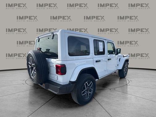 2025 Jeep Wrangler 4-Door Sahara 4x4