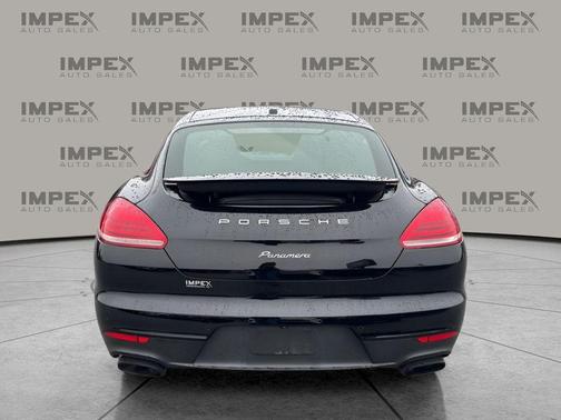 2014 Porsche Panamera 4