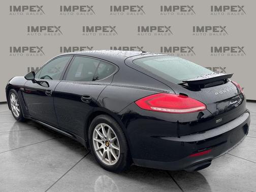 2014 Porsche Panamera 4