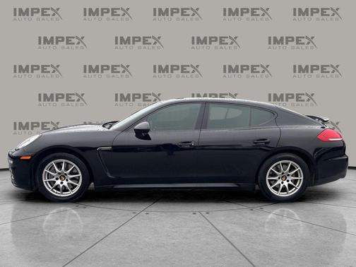 2014 Porsche Panamera 4