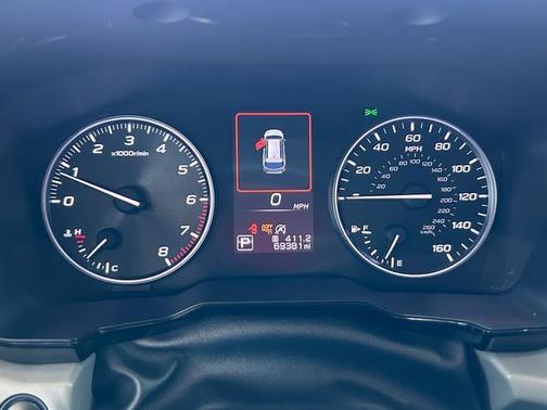 Crystal Black Silica 2020 Subaru Outback Premium