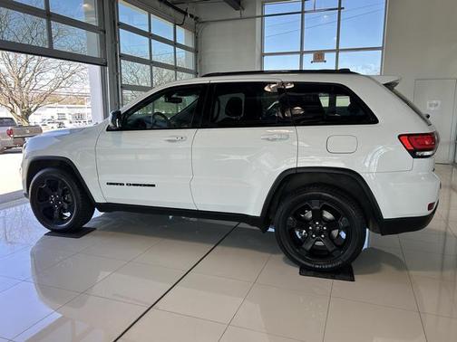 2020 Jeep Grand Cherokee Upland