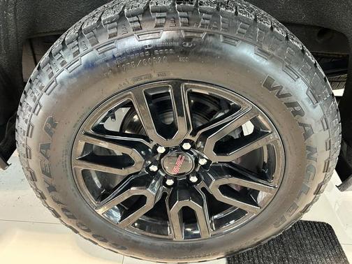 2022 GMC Sierra 1500 Limited Elevation