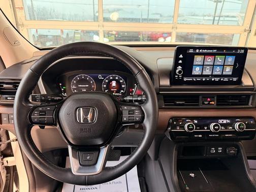 2023 Honda Pilot Elite