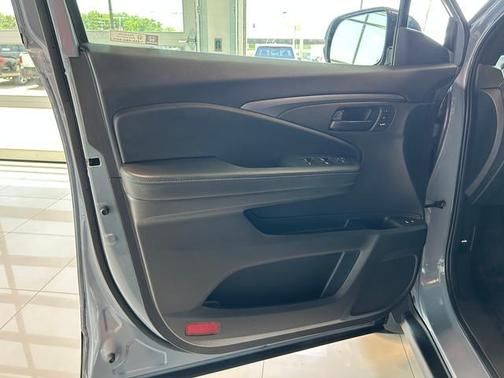 Sonic Gray Pearl 2023 Honda Passport EX-L