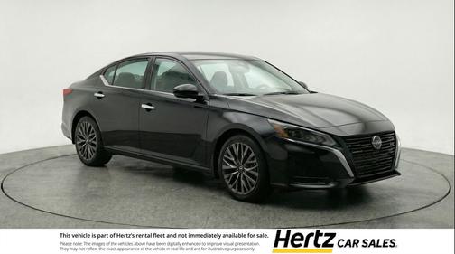 Super Black 2025 Nissan Altima SV FWD
