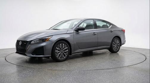 Gun Metallic 2025 Nissan Altima SV FWD