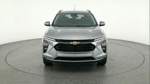 Sterling Gray Metallic 2025 Chevrolet Trax LT