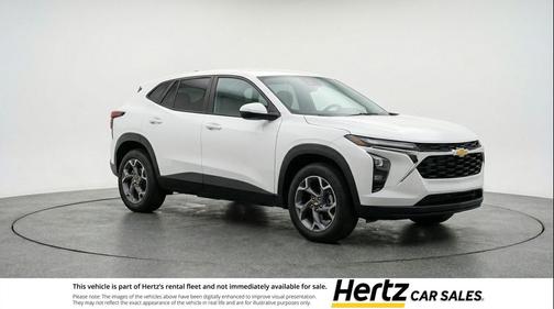 Summit White 2025 Chevrolet Trax LT