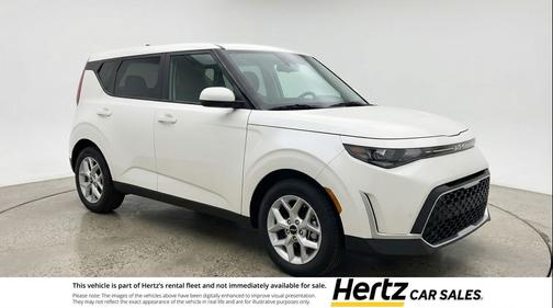 Snow White Pearl 2025 Kia Soul LX