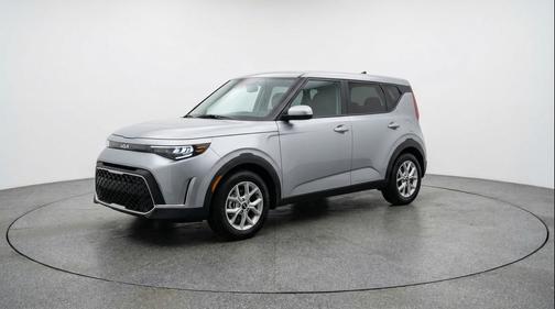 Steel Gray 2025 Kia Soul LX