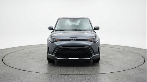 Gravity Gray 2025 Kia Soul LX