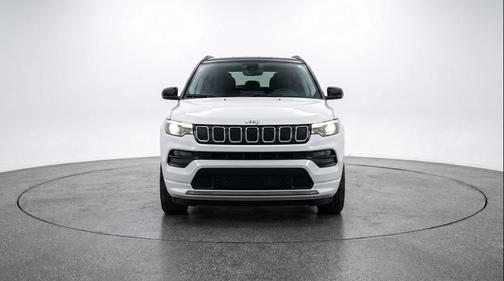 Bright White Clearcoat 2025 Jeep Compass Limited
