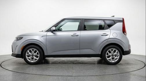 Steel Gray 2025 Kia Soul LX