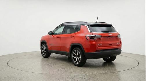 Red Hot Pearlcoat 2025 Jeep Compass Limited