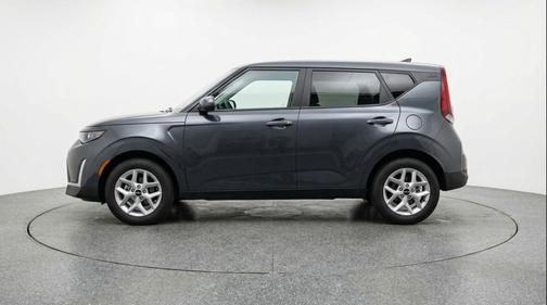 Gravity Gray 2025 Kia Soul LX
