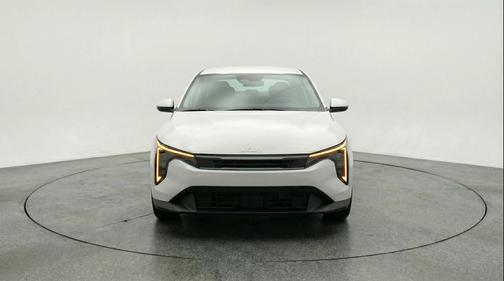 Snow White Pearl 2025 Kia K4 LXS
