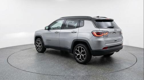 Silver Zynith Metallic Clearcoat 2025 Jeep Compass Limited