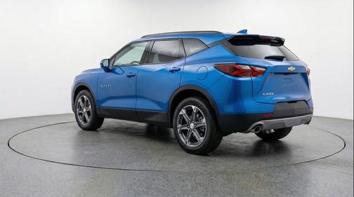 Riptide Blue Metallic 2025 Chevrolet Blazer 2LT