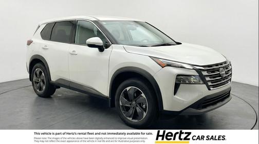 Everest White Pearl Tricoat 2025 Nissan Rogue SV