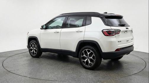 Bright White Clearcoat 2025 Jeep Compass Limited