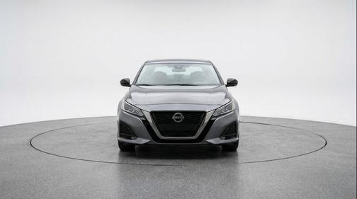 Gun Metallic 2025 Nissan Altima SV FWD