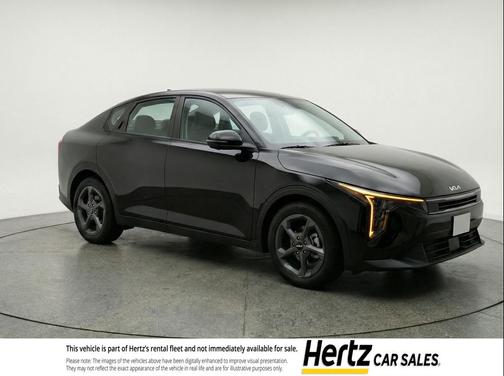 Aurora Black Pearl 2025 Kia K4 LXS