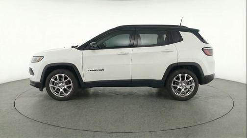 Bright White Clearcoat 2025 Jeep Compass Limited