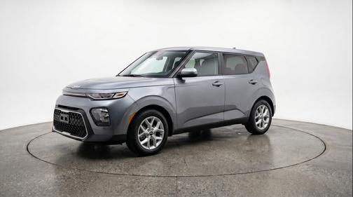 Gravity Gray 2025 Kia Soul LX