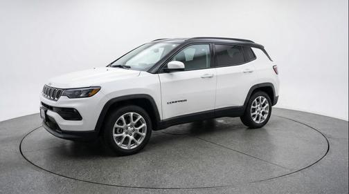 Bright White Clearcoat 2025 Jeep Compass Limited