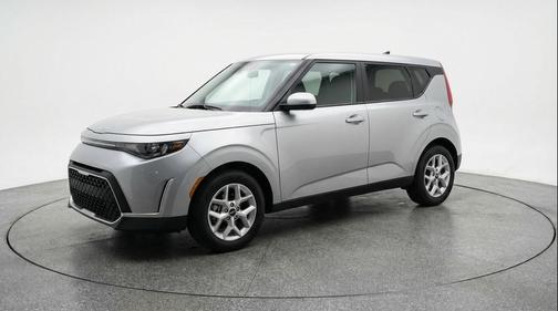 Steel Gray 2025 Kia Soul LX