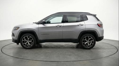 Silver Zynith Metallic Clearcoat 2025 Jeep Compass Limited