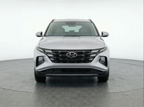 Shimmering Silver 2025 Hyundai TUCSON SEL