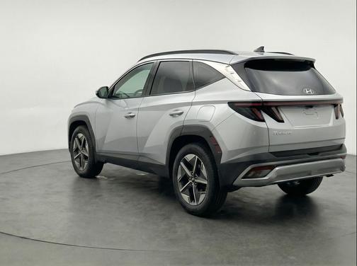 Shimmering Silver 2025 Hyundai TUCSON SEL