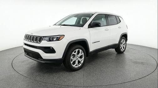 Bright White Clearcoat 2025 Jeep Compass Latitude