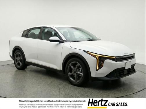 Snow White Pearl 2025 Kia K4 LXS
