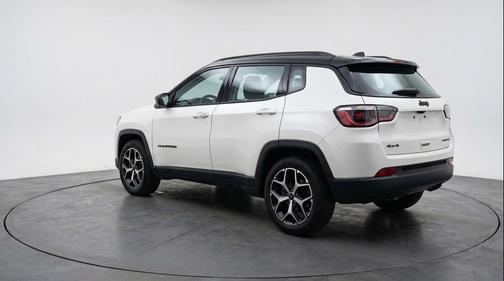 Bright White Clearcoat 2025 Jeep Compass Limited