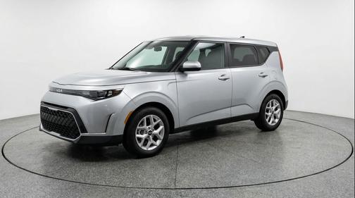 Steel Gray 2025 Kia Soul LX