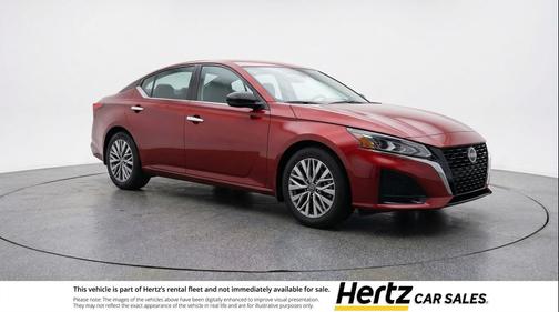 Garnet Pearl Metallic 2025 Nissan Altima SV FWD