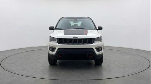 Bright White Clearcoat 2025 Jeep Compass Trailhawk