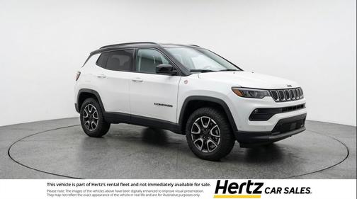 Bright White Clearcoat 2025 Jeep Compass Trailhawk