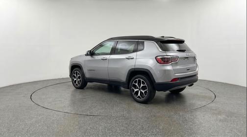 Silver Zynith Metallic Clearcoat 2025 Jeep Compass Limited
