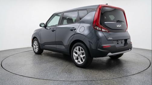 Gravity Gray 2025 Kia Soul LX