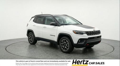 Bright White Clearcoat 2025 Jeep Compass Trailhawk