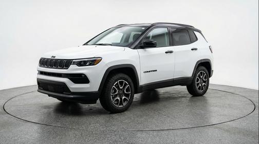 Bright White Clearcoat 2025 Jeep Compass Trailhawk