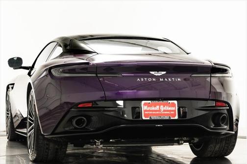 2024 Aston Martin DB12 V8