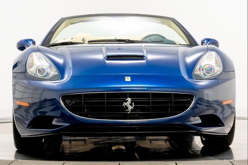 2012 Ferrari California Base