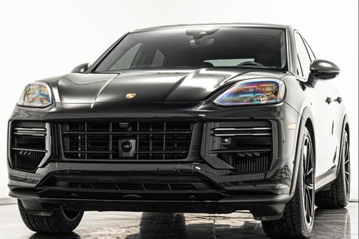 2024 Porsche Cayenne Turbo GT