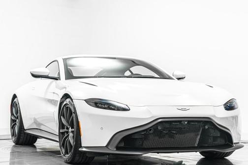 Stratus White 2020 Aston Martin Vantage -Exterior Black Collection, Sports Plus Collection